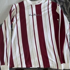 Amsterdam long sleeve, worn twice, in mid condition, no rips or tears.